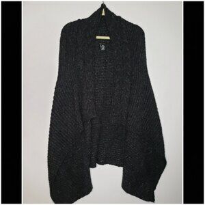 NWOT BCBG Maxazria Long Sleeveless Cardigan Sweater Vest Size S/M Vintage Unique